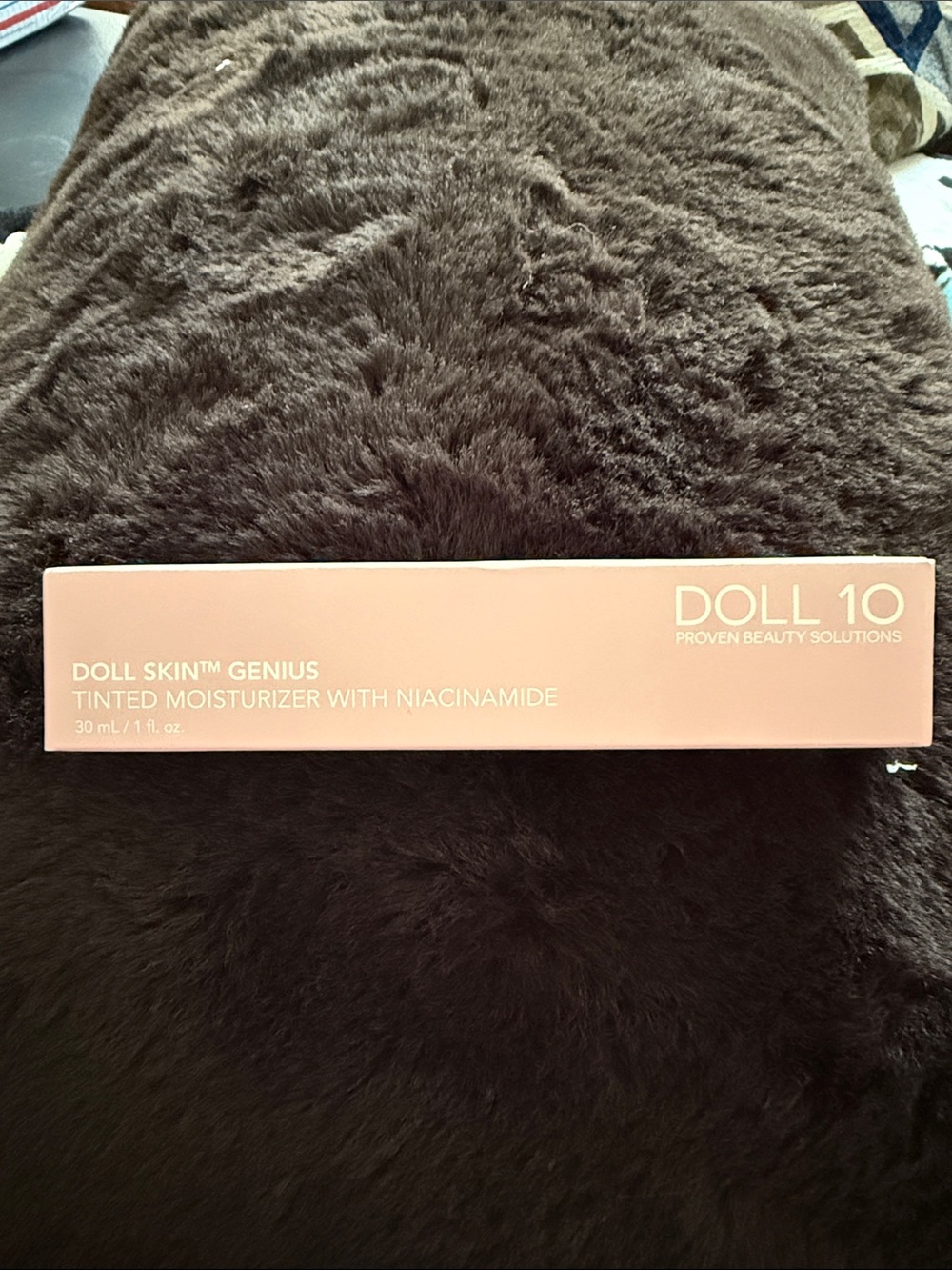 DOLL 10 Doll Skin Genius Tinted Moisturizer - Pink Box